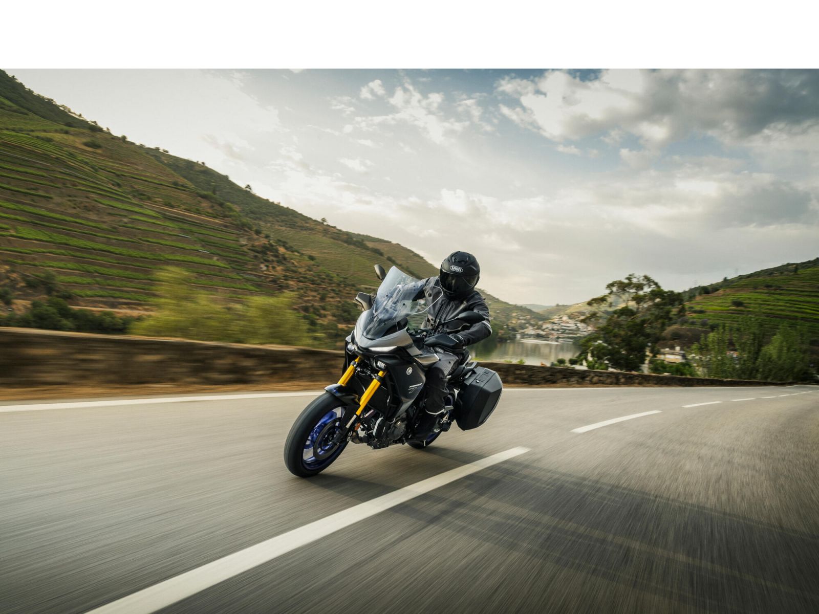 Мотоцикл YAMAHA TRACER 7 GT (Icon Performance) 2026